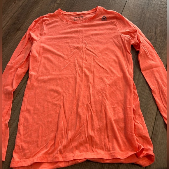 Reebok Tops - Reebok Long Sleeve Top